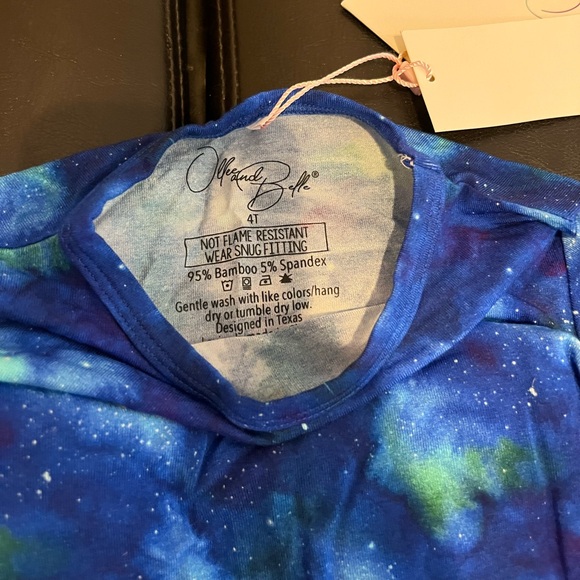 Ollee and Belle 4T bamboo Orion two piece long sleeve pajamas - Picture 3 of 3